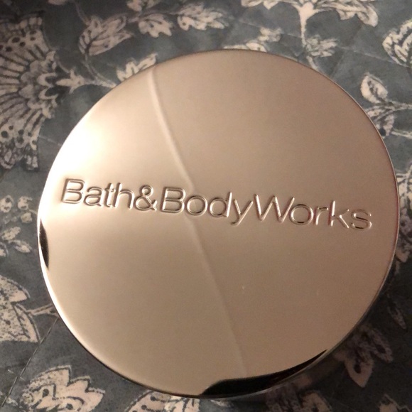 NWT Champagne Toast 3-Wick Candle - Picture 3 of 4